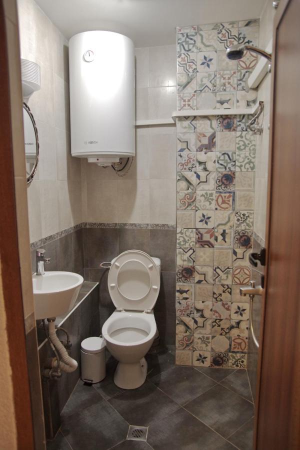 Interhost Guest Rooms And Apartments Sofia Luaran gambar