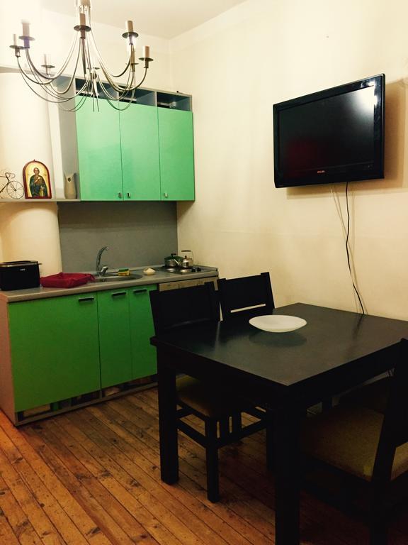 Interhost Guest Rooms And Apartments Sofia Luaran gambar